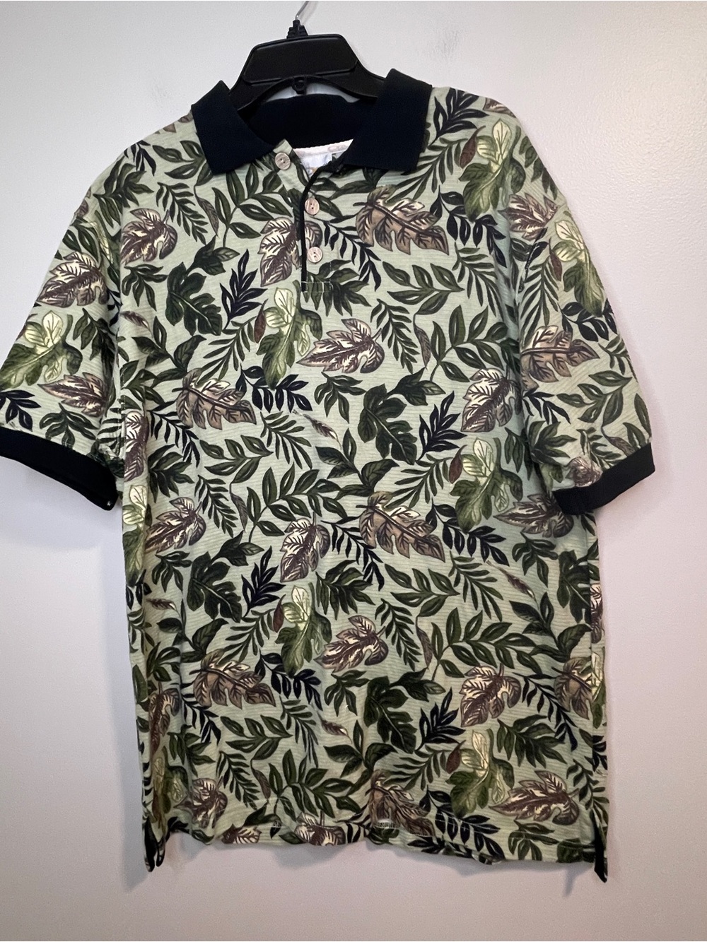 OP Sport Green Leaf-Print Polo with Black Collar